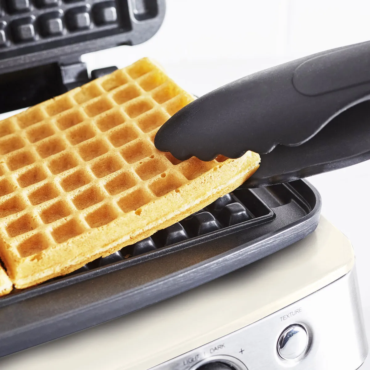 Elite Ceramic Nonstick 2-Square Waffle Maker | Cloud Cream