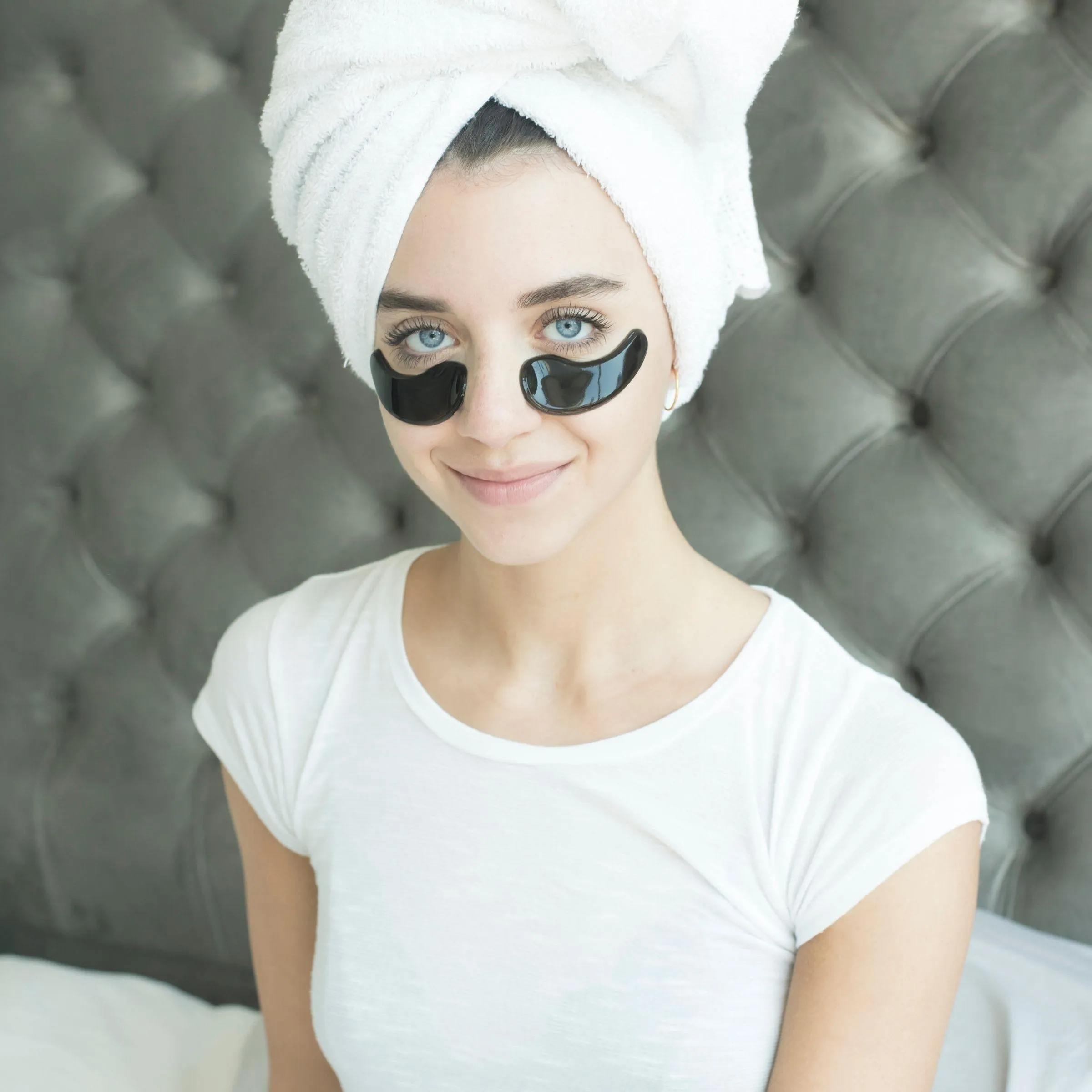 Hydro Gel Charcoal Eye Mask (1 Pair)